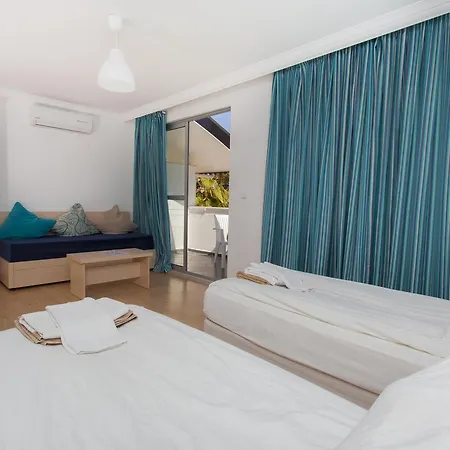 Adora Garden Aparthotel 3*